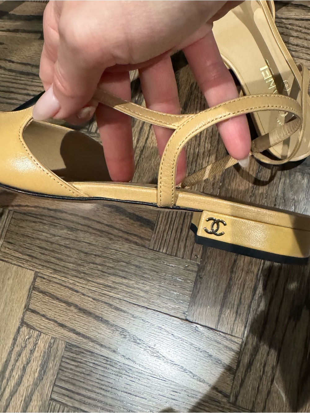 CHANEL Beige and Black Slingback Flats - Picture 9 of 9